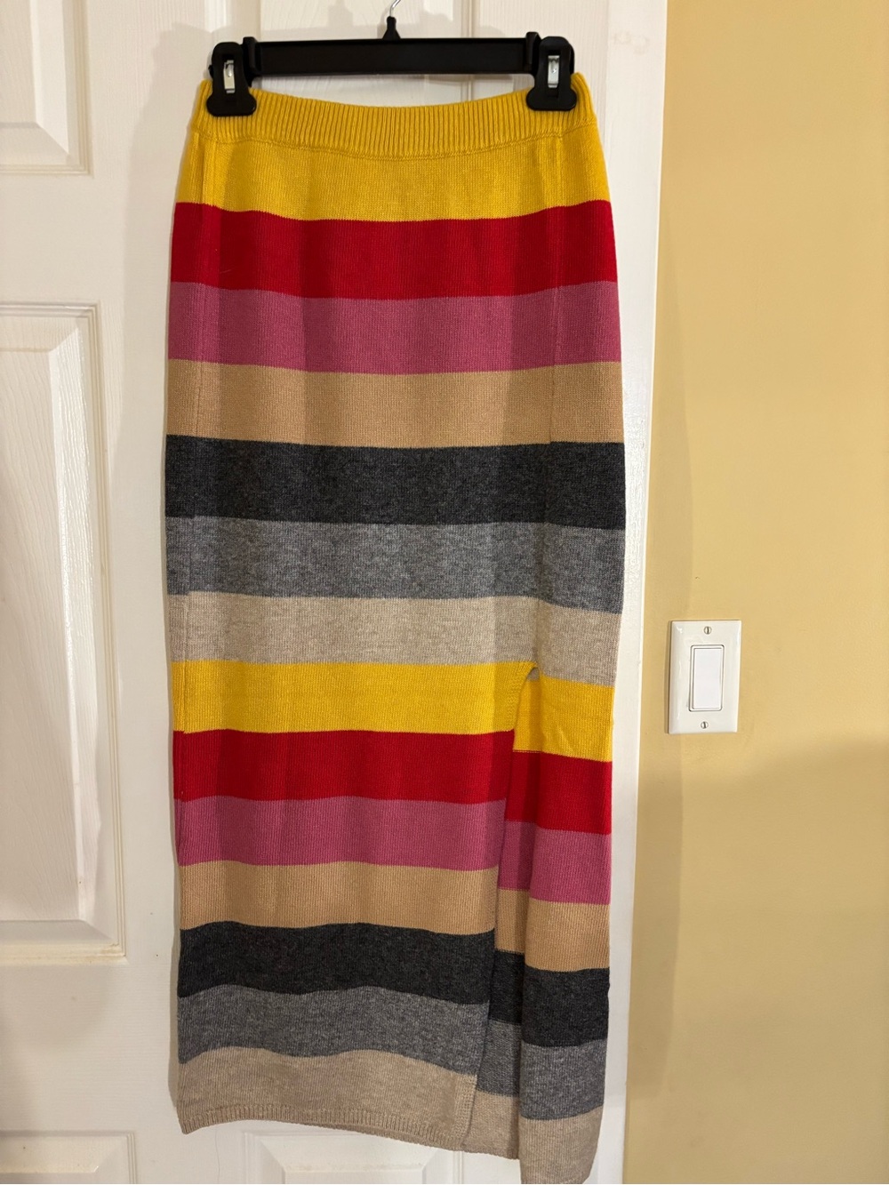 VICOLO Striped Knit Maxi Skirt